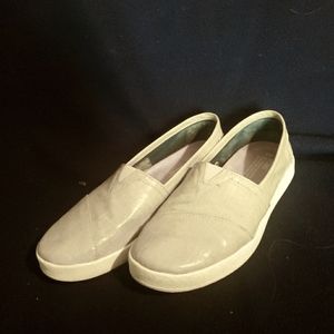 TOMS AVALON OXFORD TAN PATENT LINEN SIZE 8